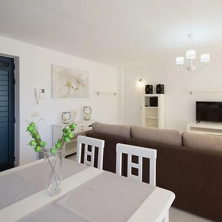Cardon Big Calm 15 Apartment